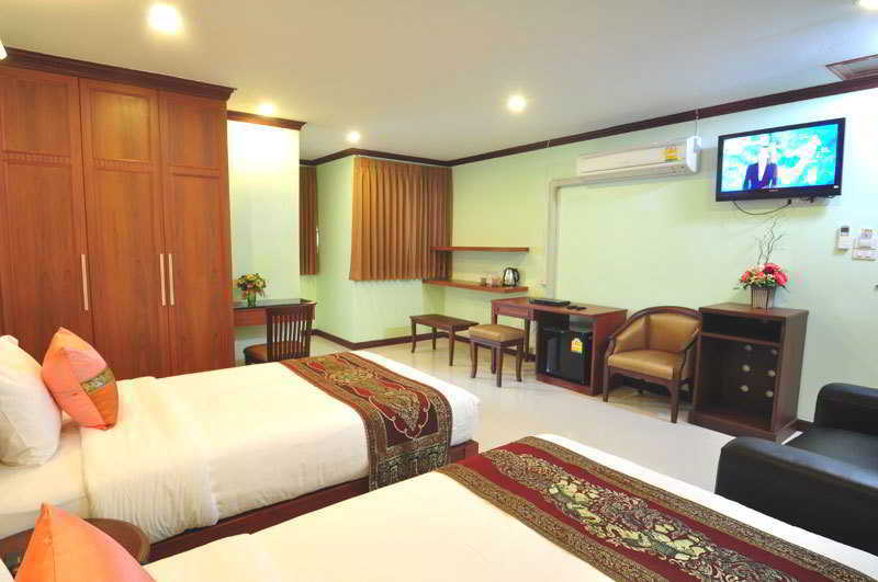 Sky Suites Bangkok Extérieur photo