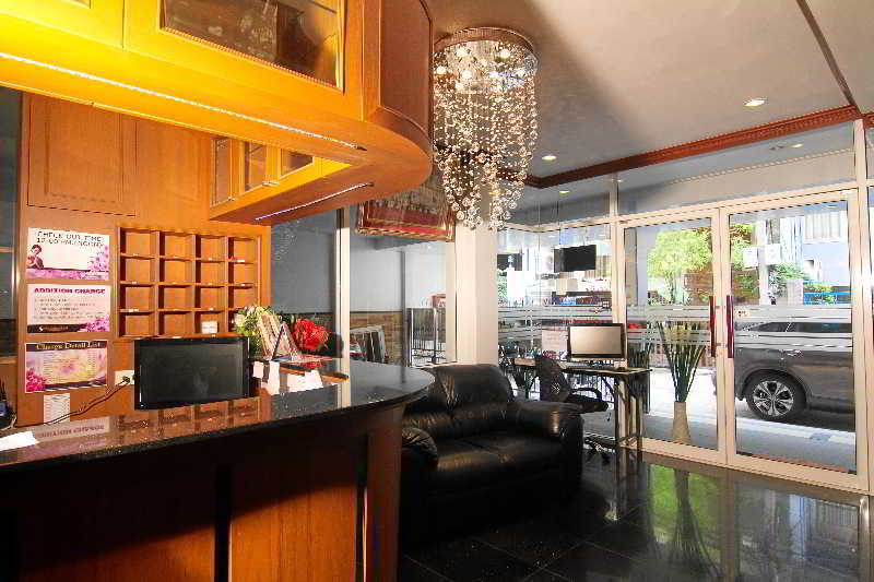 Sky Suites Bangkok Extérieur photo