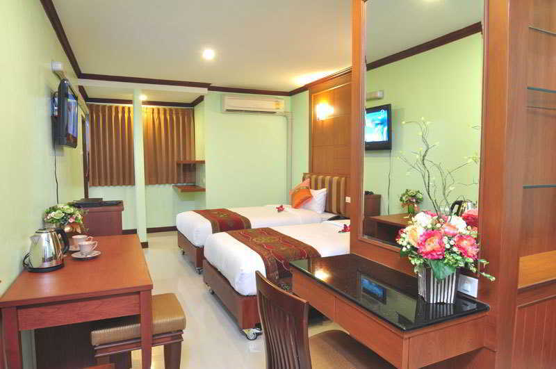 Sky Suites Bangkok Extérieur photo